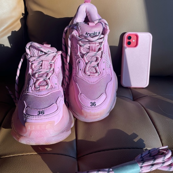 Balenciagas triple s - Picture 3 of 10